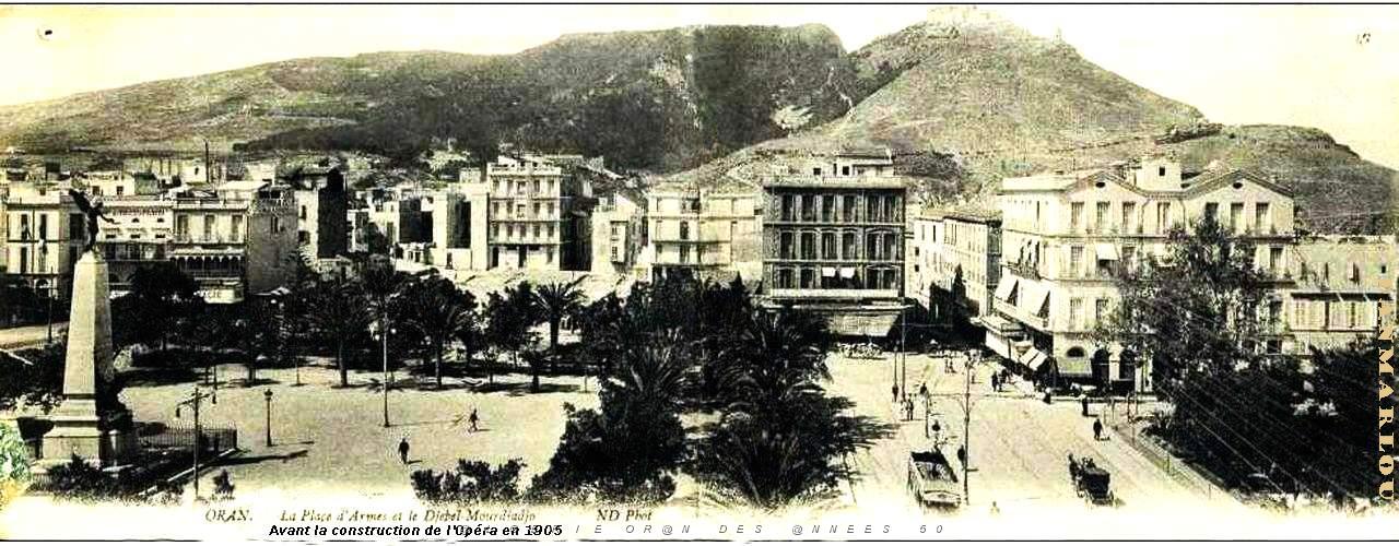 PA a- 19- Vue d'ensemble place d' Armes.JPG